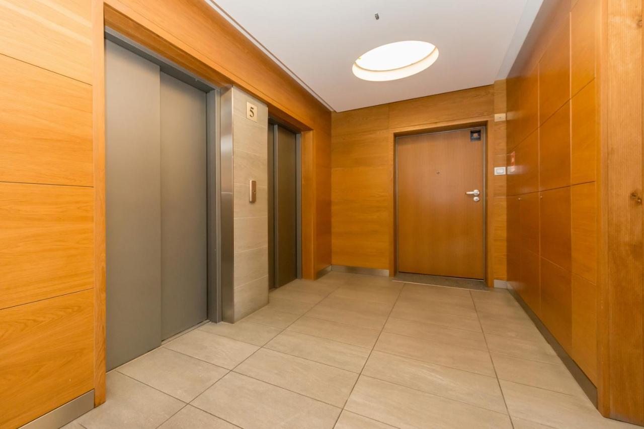 Gdanski Business Center Apartments Warsaw Exterior photo