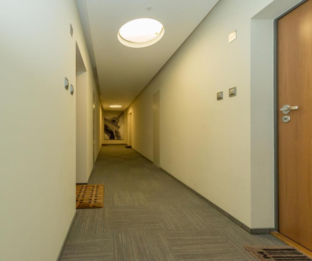 Gdanski Business Center Apartments Warsaw Exterior photo